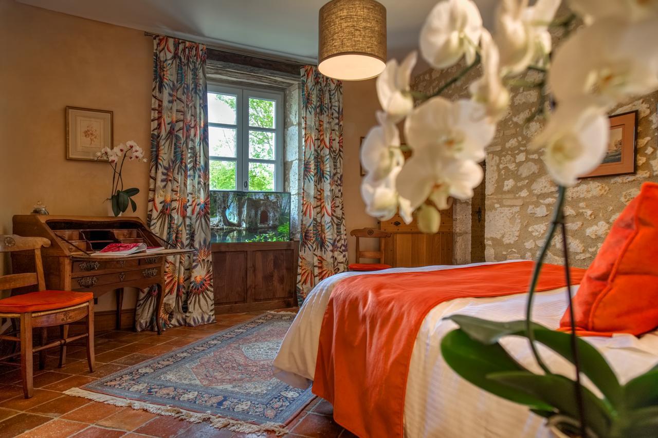 Chambres d'hôtes Domaine de Nazère Avezan Exterior foto